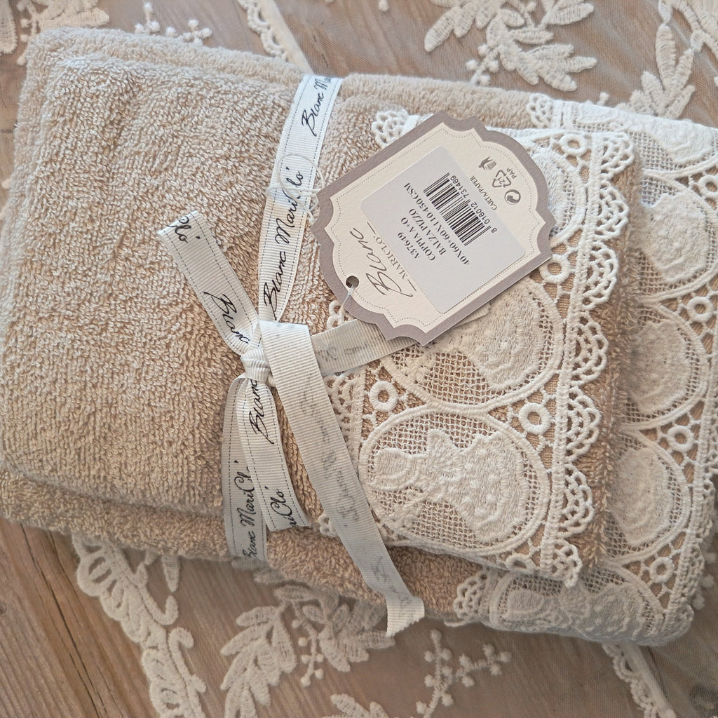 Coppia spugna con gala in sangallo bianco o beige - Blanc Mariclò