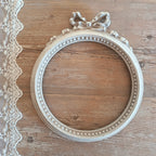 Hand-painted wooden frame with bow without glass - Beige/Grey