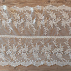 Runner da tavola in pizzo ricamato panna - Blanc Mariclò