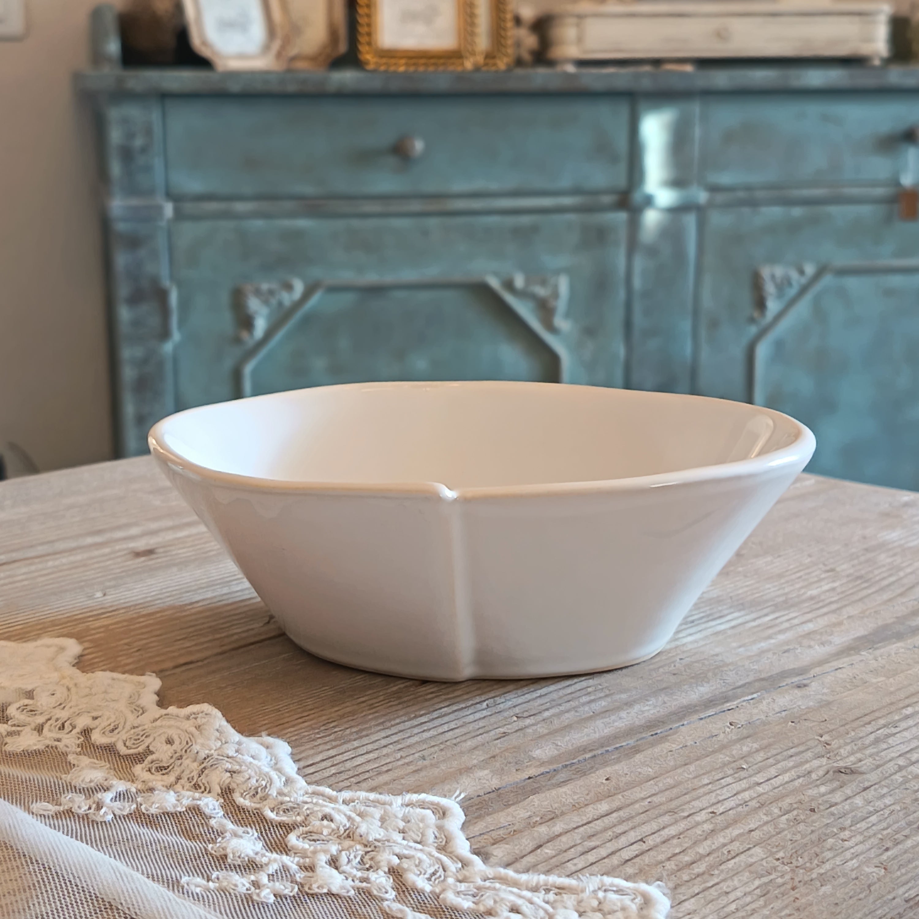 Set of 2 bowls with romantic shapes and decorations - diameter 12.5 cm - Luxe Lodge