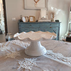 Alzatina per dolci in ceramica bianca con decorazione