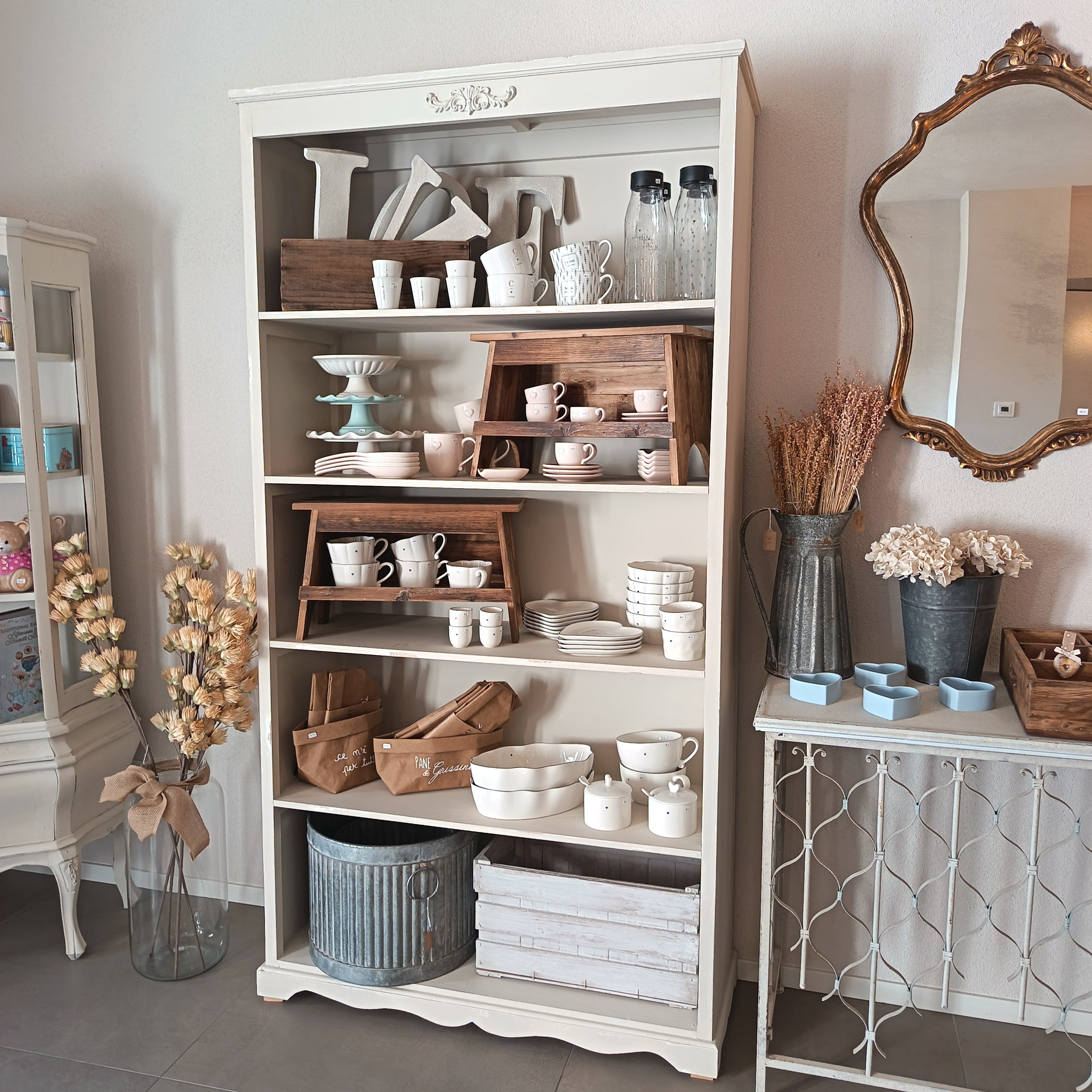 Libreria beige con 5 ripiani in legno anticato - Chic Antique