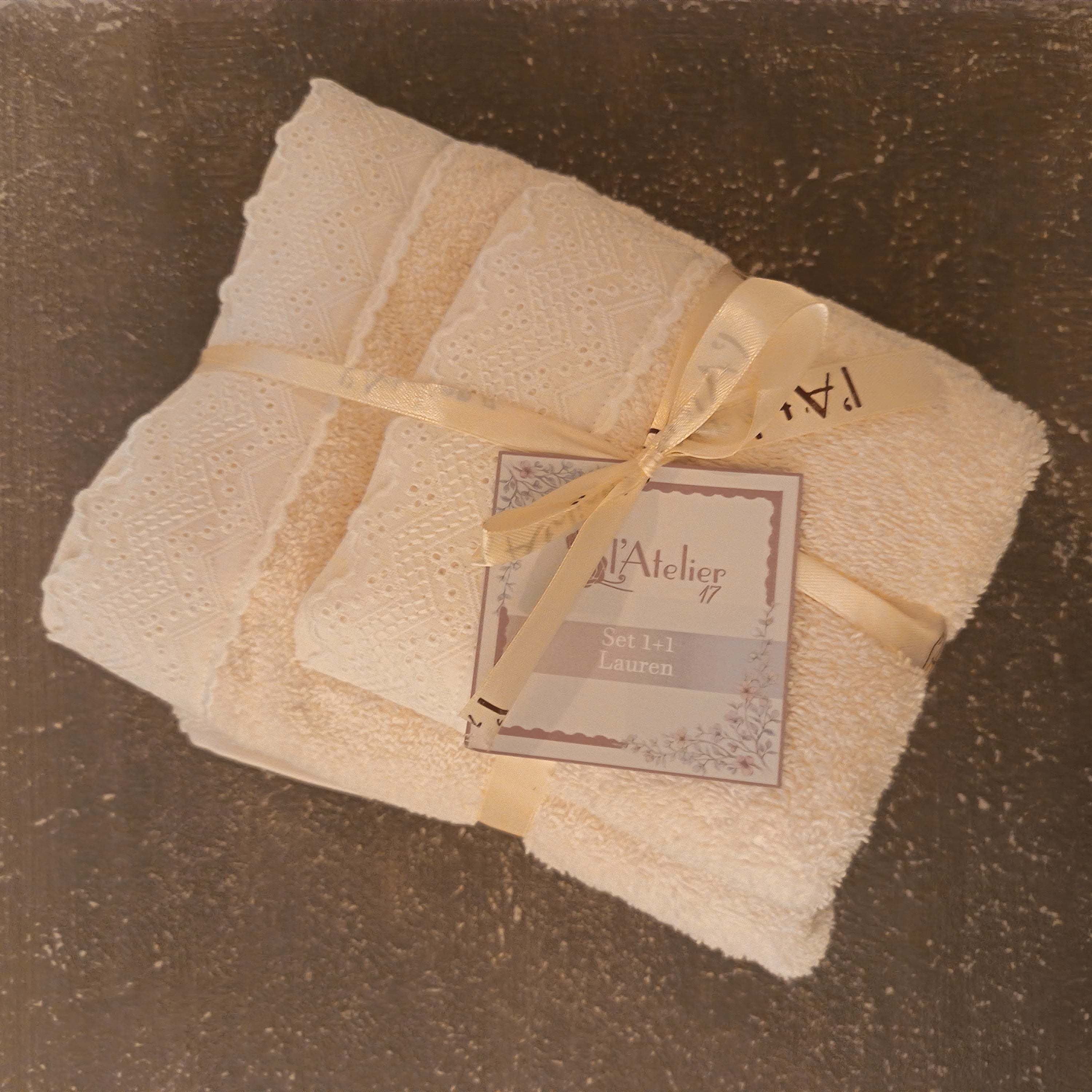 Coppia spugna viso e ospite Lauren con pizzo - L'Atelier 17