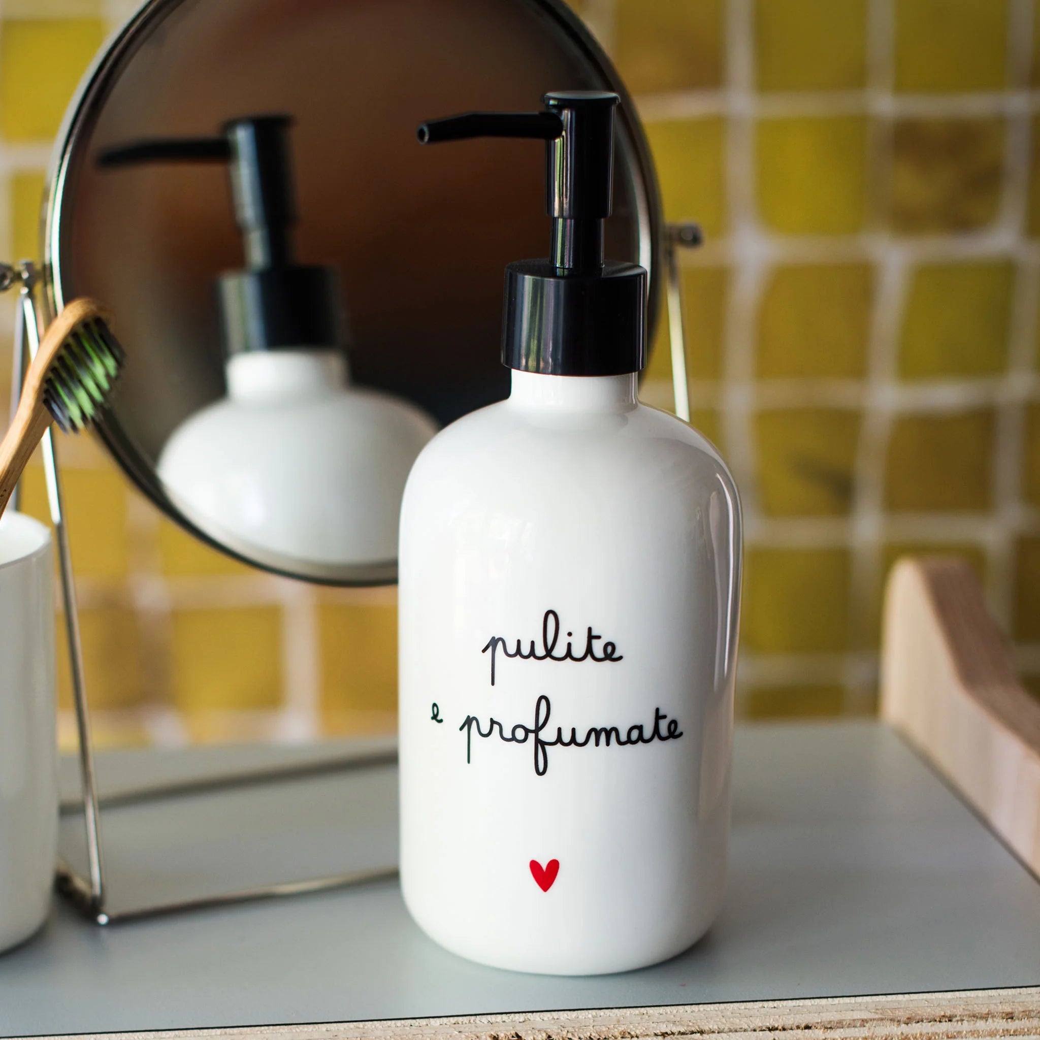 Dispenser bianco "Pulite e profumate" - Simple Day