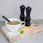 Tazza grande tonda con manico e cuore - Bastion Collection
